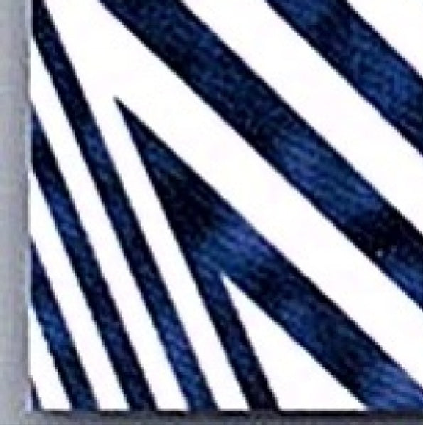 2021-22 Panini Illusions LUKA DONCIC #7 Chasing the Hall Mavericks Emerald